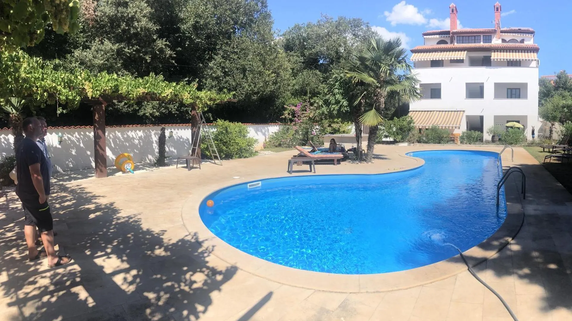 Green House Villa With Pool Banjole 0*,