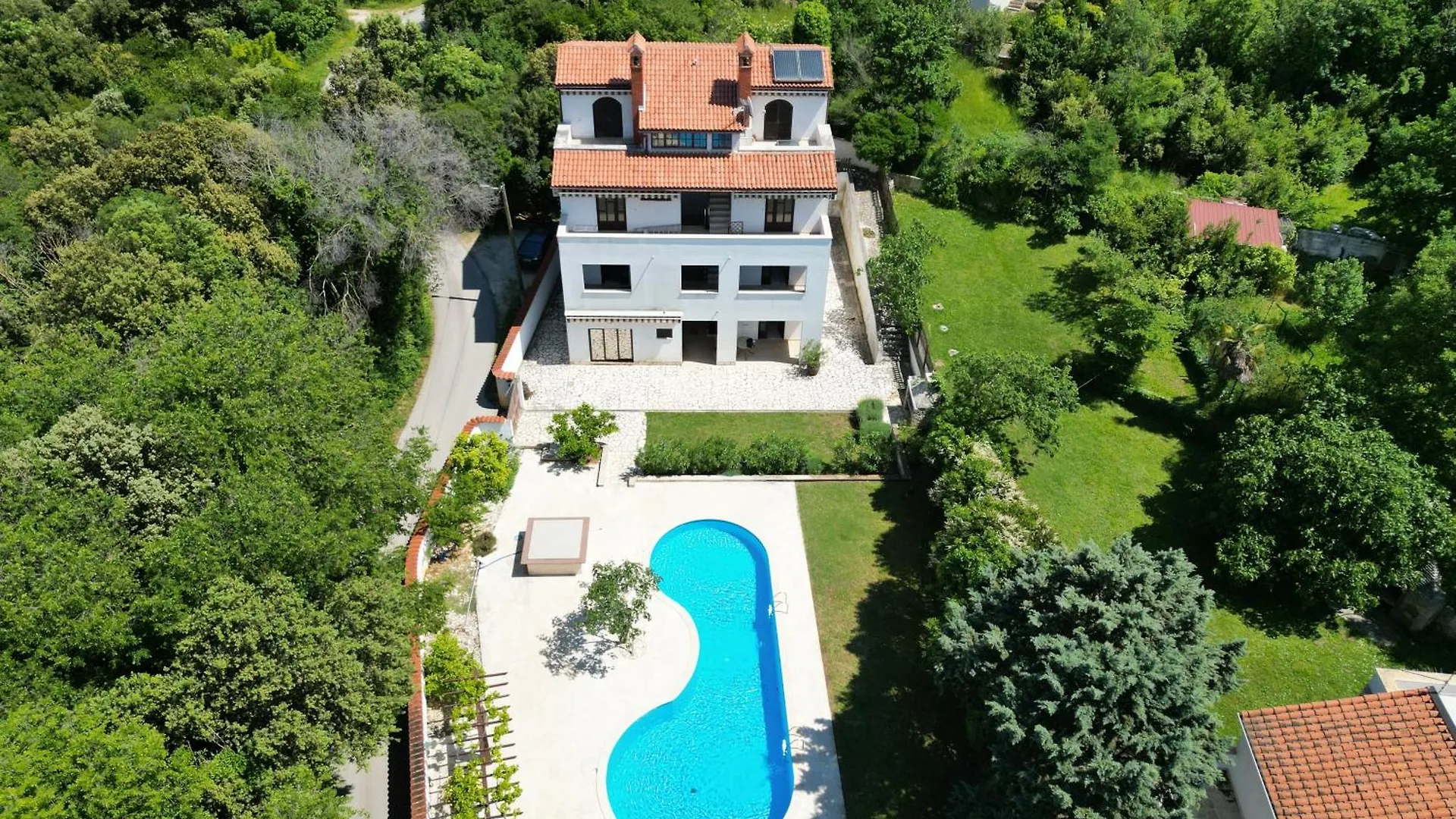 Green House Villa With Pool Banjole Croatia