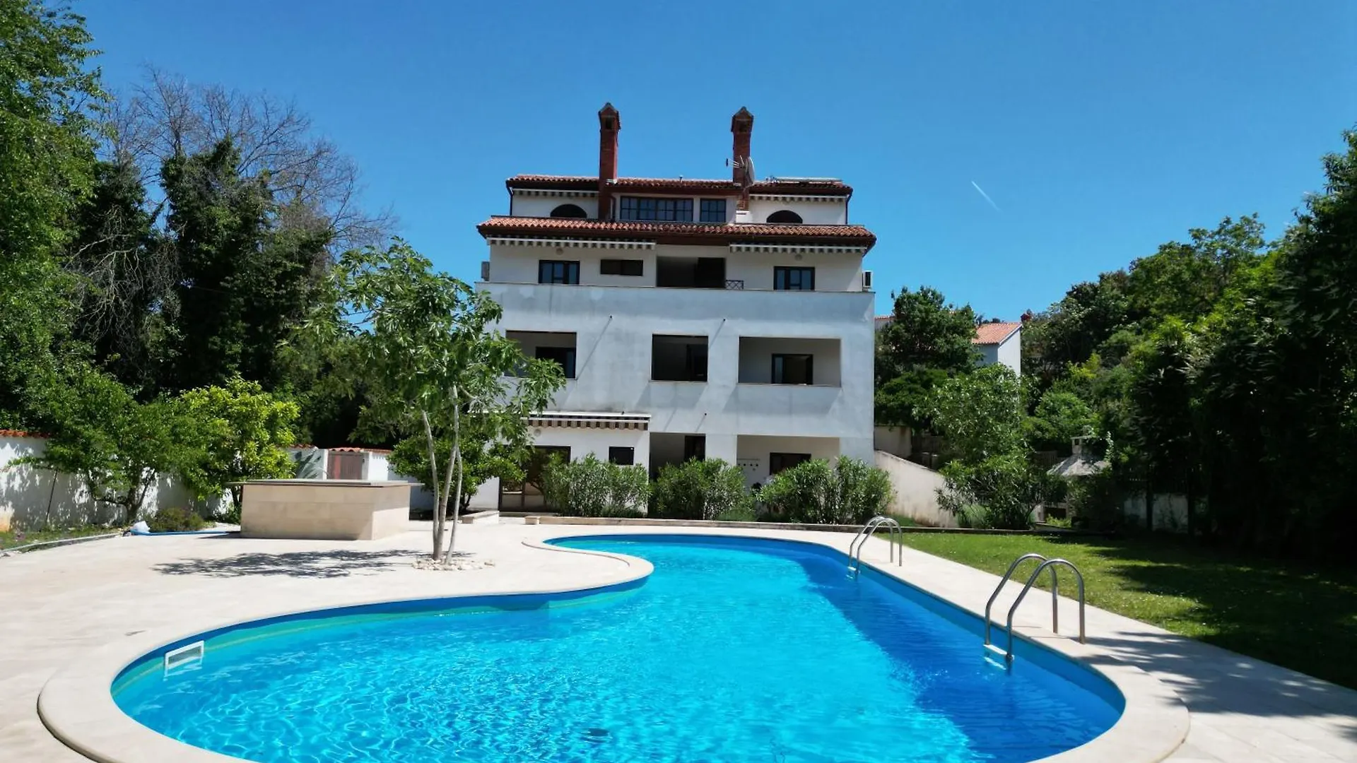 Green House Villa With Pool Banjole Διαμέρισμα